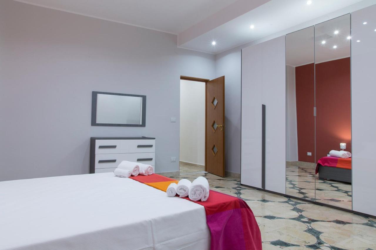 Lotus Of Etna Apartment Catania Exterior photo